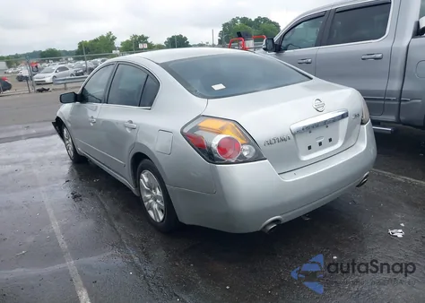 2011 Nissan Altima 2.5 S z USA, uszkodzony, nr VIN 1N4AL2AP0BN455106
